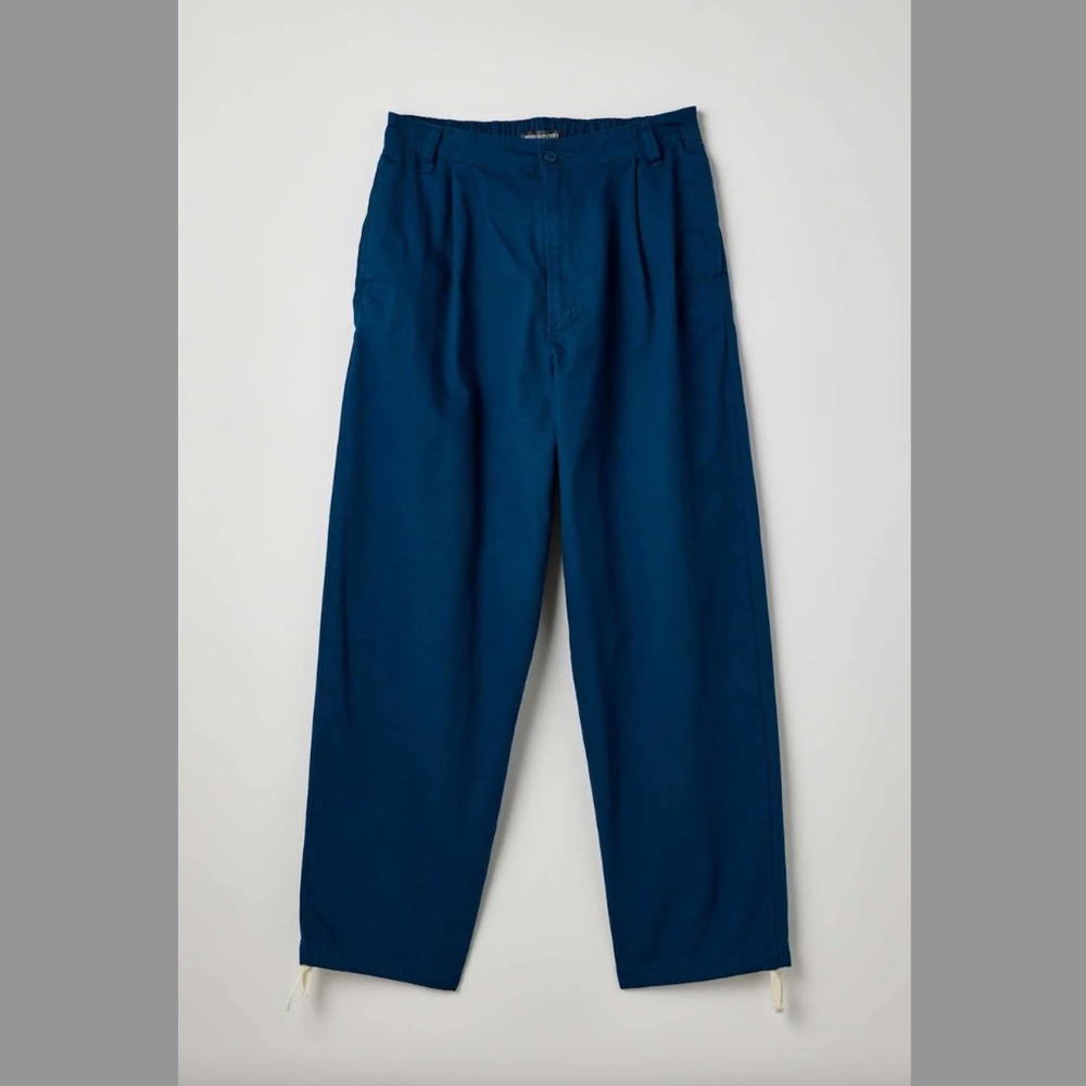 NWOT UO Twill Pleated Baggy Beach Pant